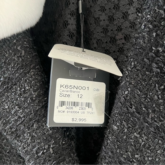 St. John Soft Jacket, Size 12 - Picture 9 of 11